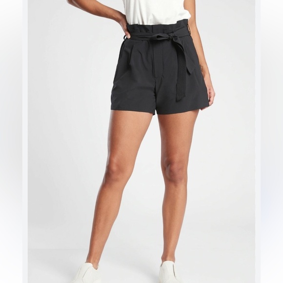 Athleta NWOT Women's Skyline Shorts II Decorative Tie Black charcoal color - Picture 1 of 6